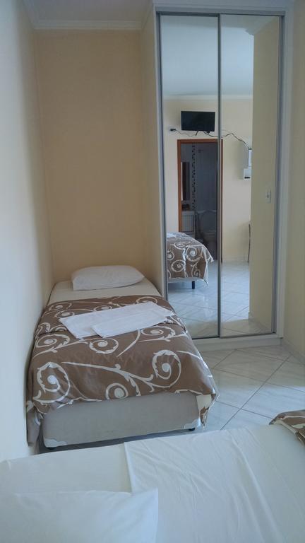 Aries Apart Hotel Bauru Bilik gambar